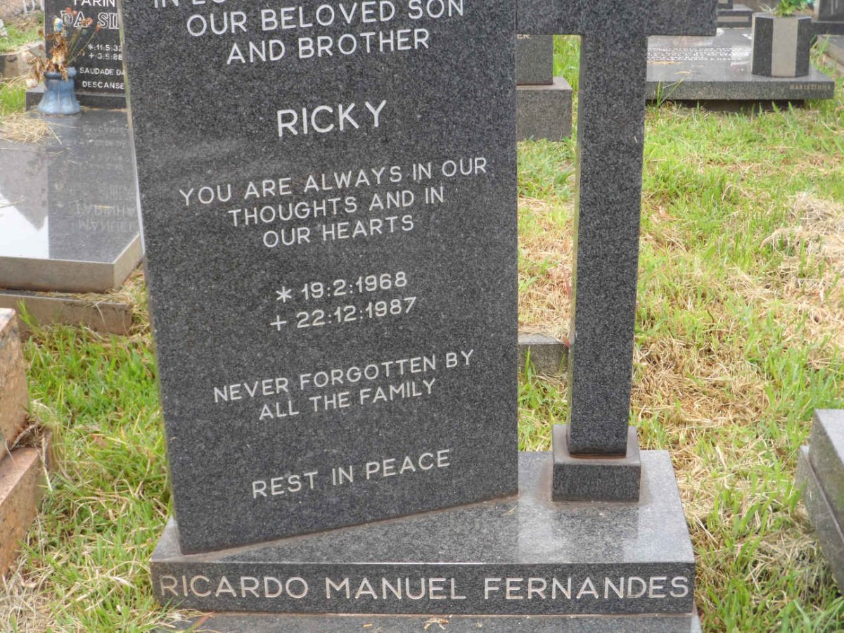 FERNANDES Ricardo Manuel 1968-1987