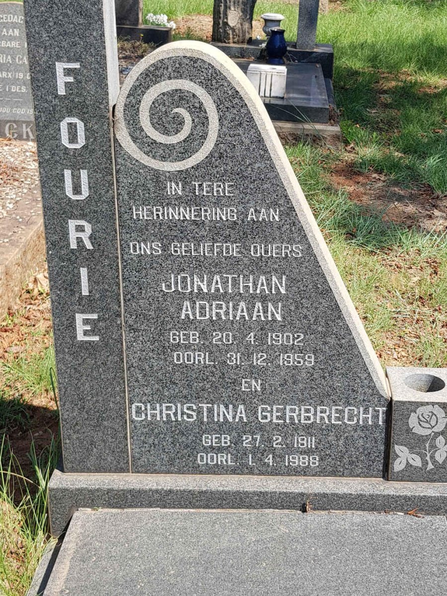FOURIE Jonathan Adriaan 1902-1959 &amp; Christina Gerbrecht 1911-1988