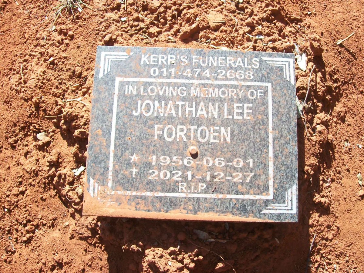 FORTOEN Jonathan Lee 1956-2021