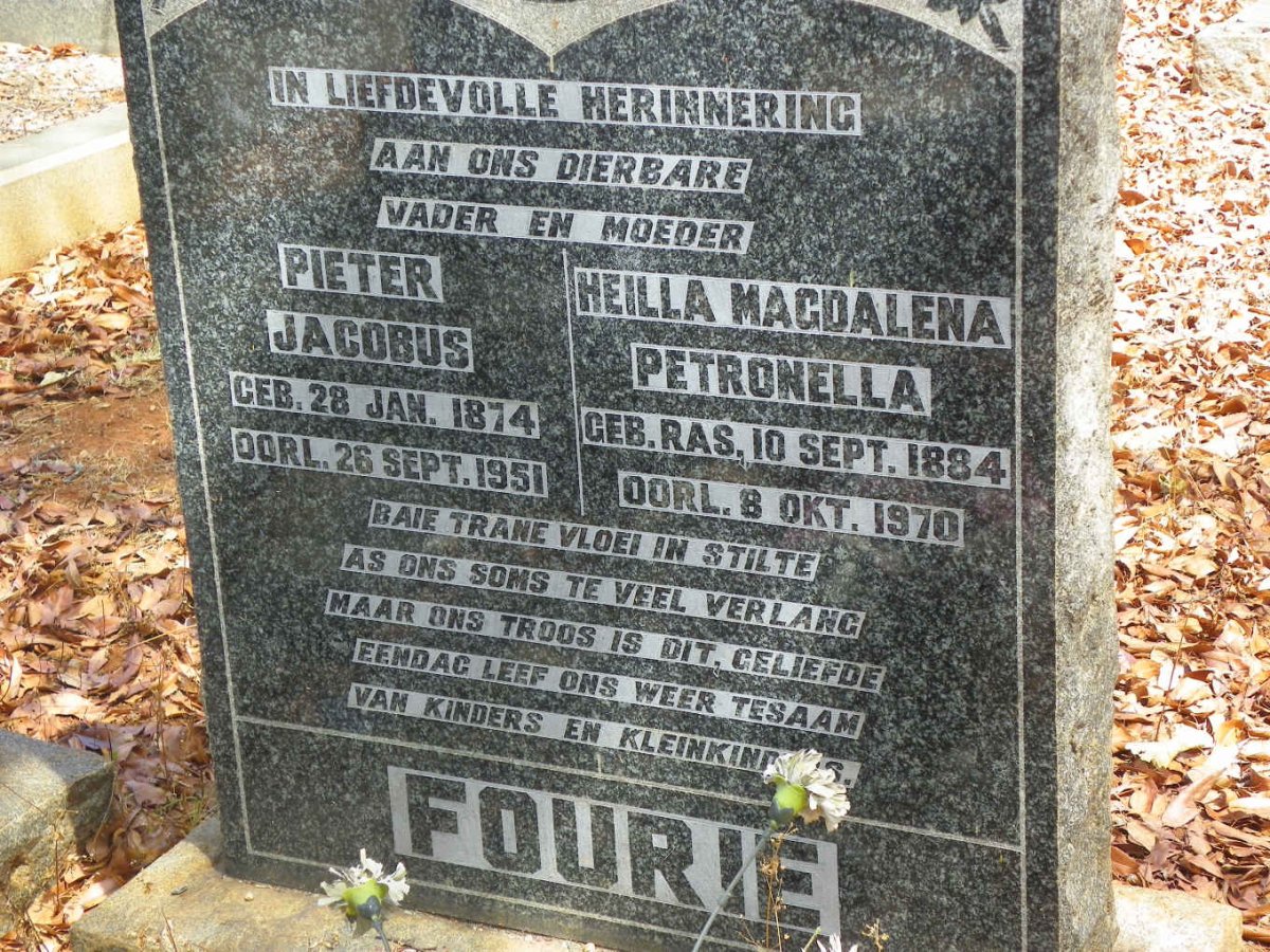 FOURIE Pieter Jacobus 1874-1951 &amp; Heilla Magdalena Petronella RAS 1884-1970