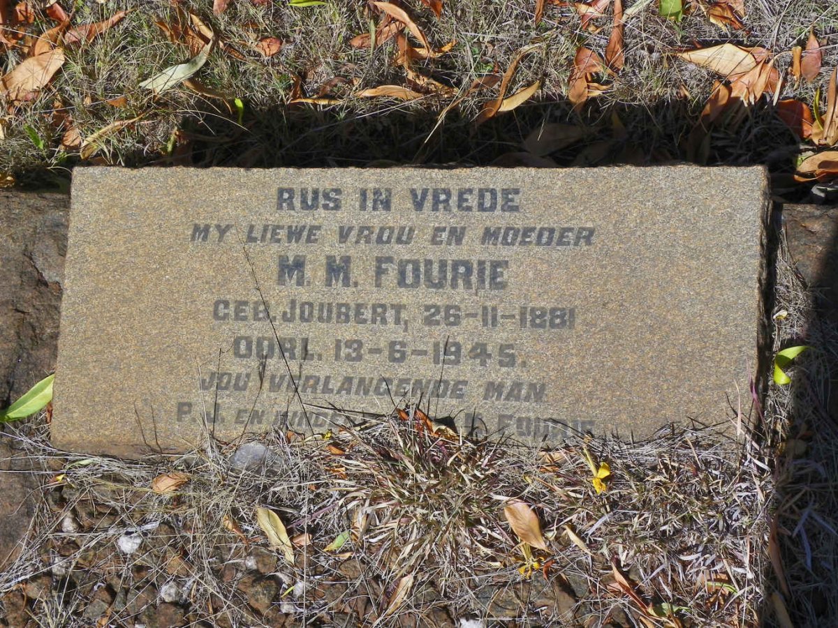 FOURIE M.M. nee JOUBERT -1945
