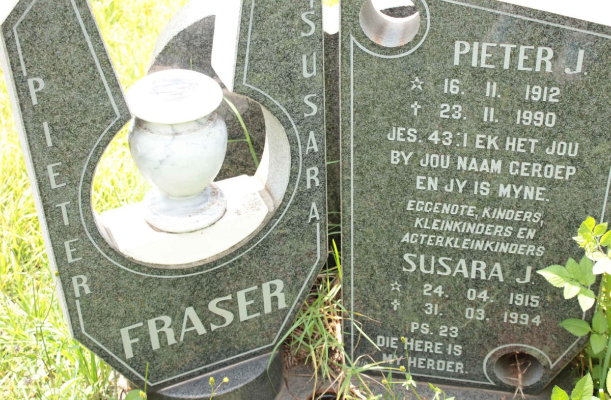 FRASER Pieter J. 1912-1990 &amp; Susara J. 1915-1994