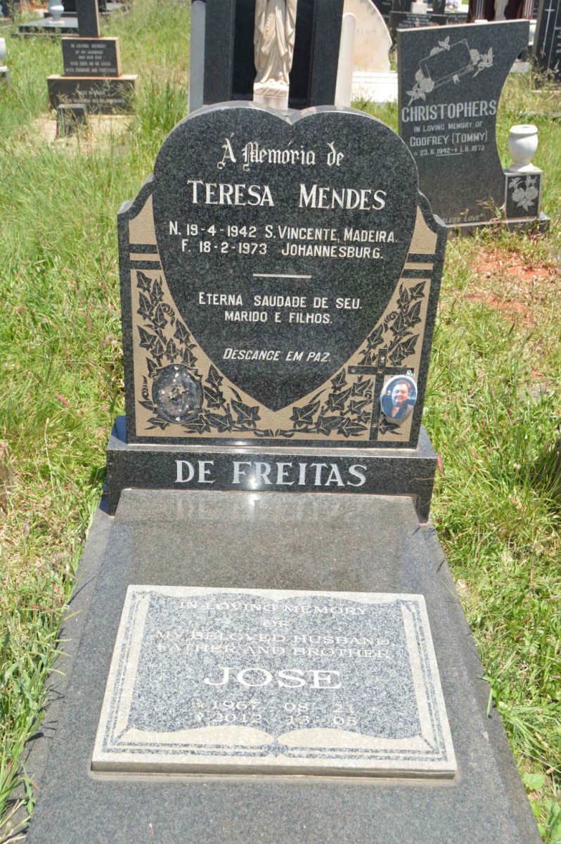 FREITAS Teresa Mendes, de 1942-1973 :: DE FREITAS Jose 1967-2012