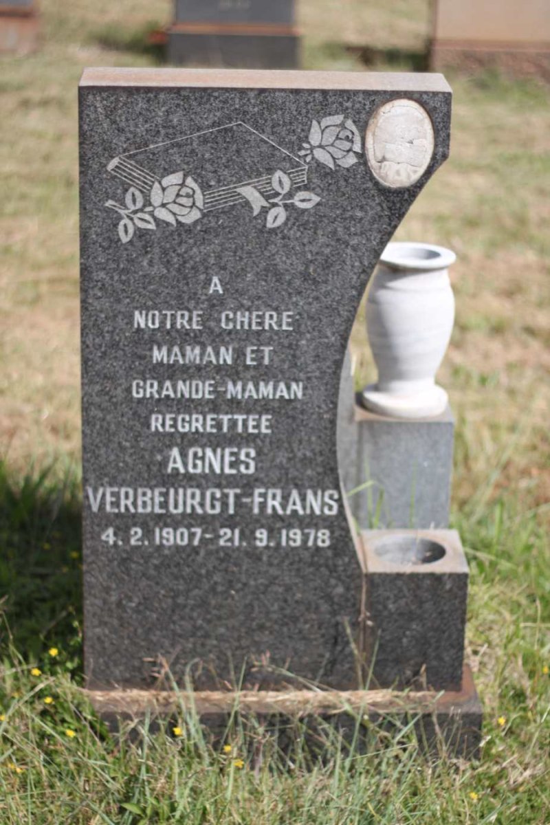 FRANS Agnes, VERBEURGT 1907-1978