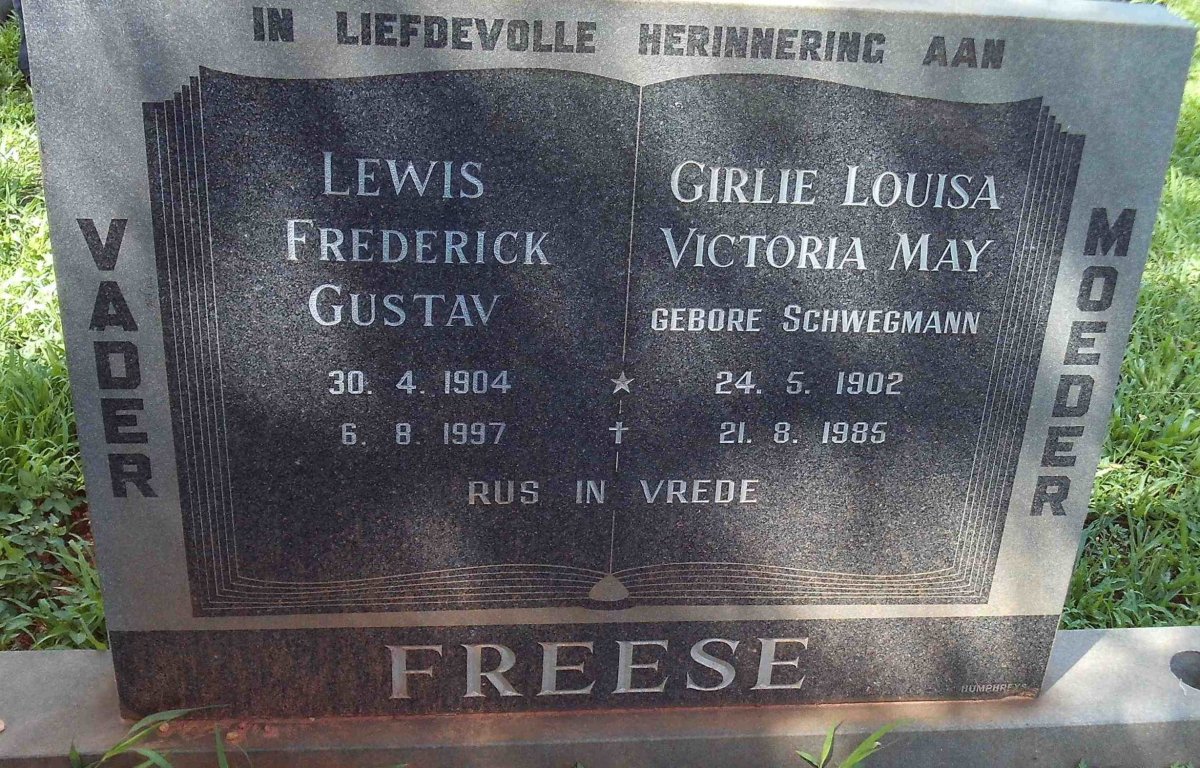 FREESE Lewis Frederick Gustav 1904-1997 &amp; Girlie Louisa Victoria May SCHWEGMANN 1902-1985