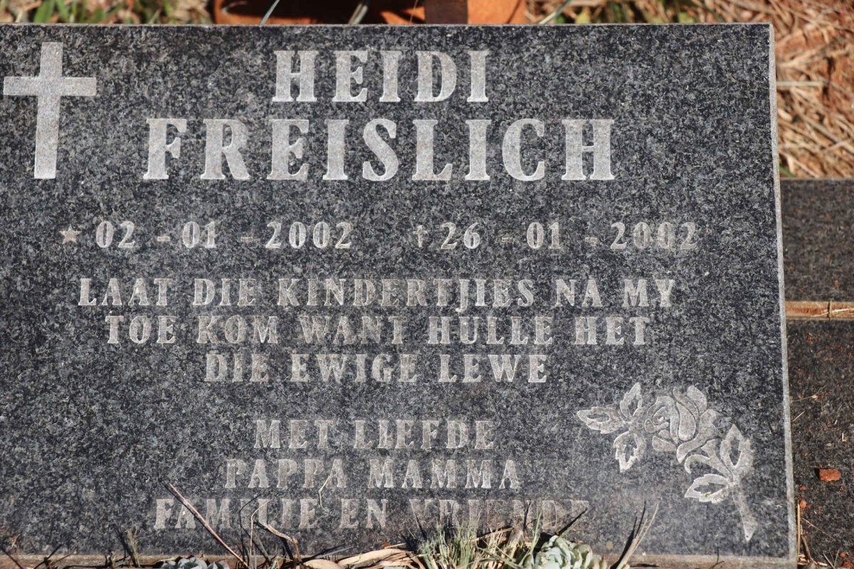 FREISLICH Heidi 2002-2002