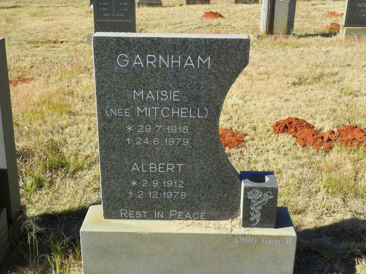 GARNHAM Albert 1912-1979 &amp; Maisie MITCHELL 1918-1979