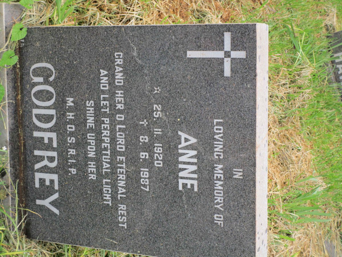 GODFREY Anne 1920-1987