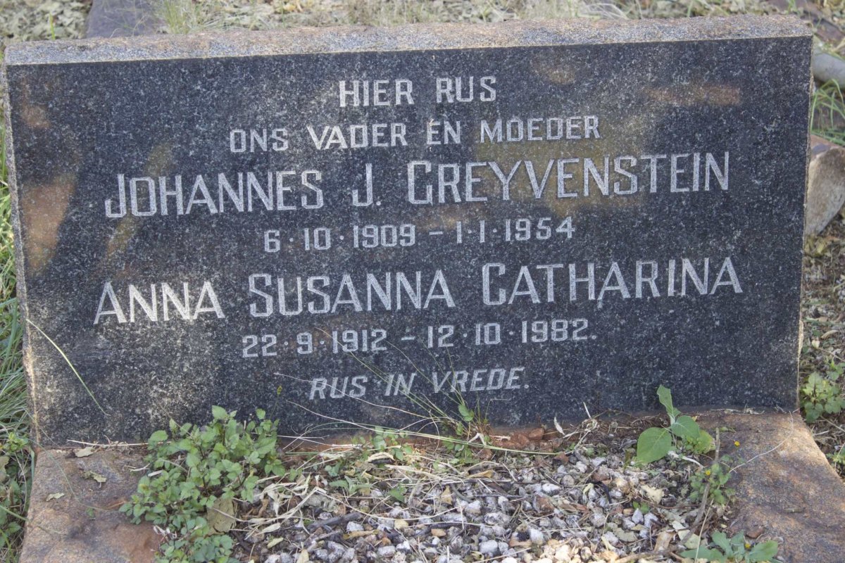 GREYVENSTEIN Johannes J. 1909-1954 &amp; Anna Susanna Catharina 1912-1982