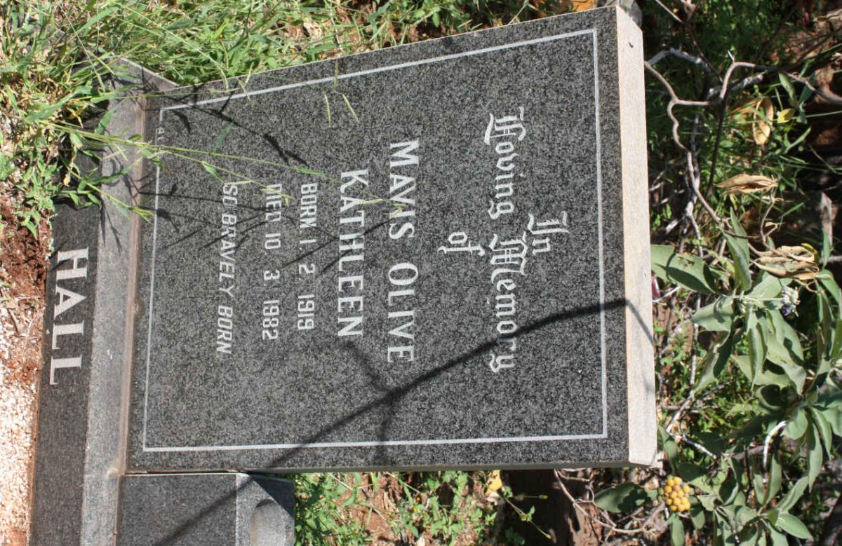 HALL Mavis Olive Kathleen 1919-1982
