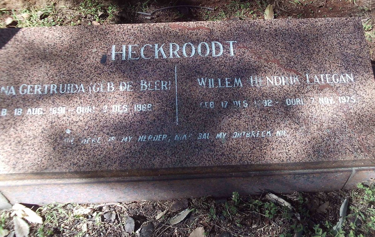 HECKROODT Willem Hendrik Lategan 1892-1975 &amp; Helena Gertruida DE BEER 1891-1968