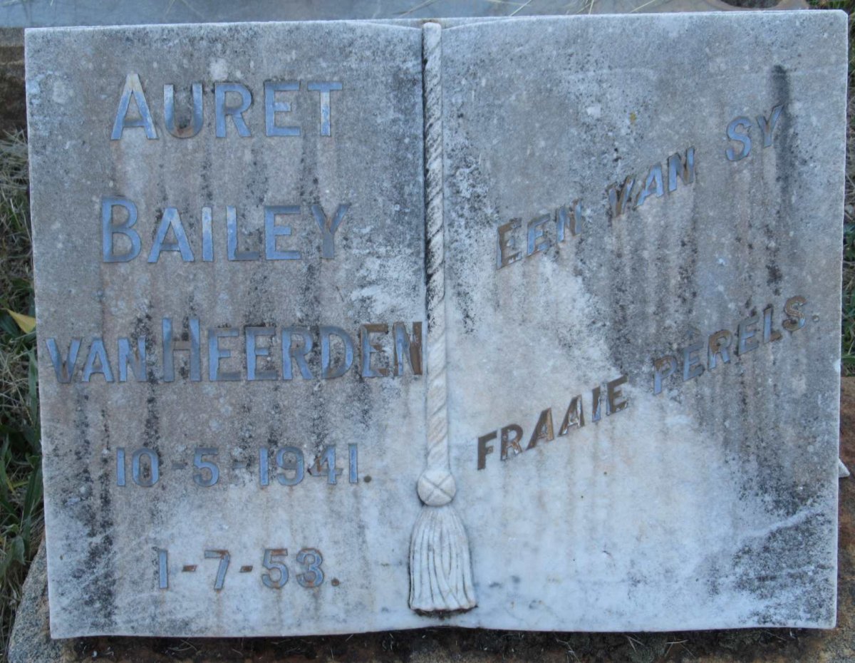 HEERDEN Auret Bailey, van 1941-1953