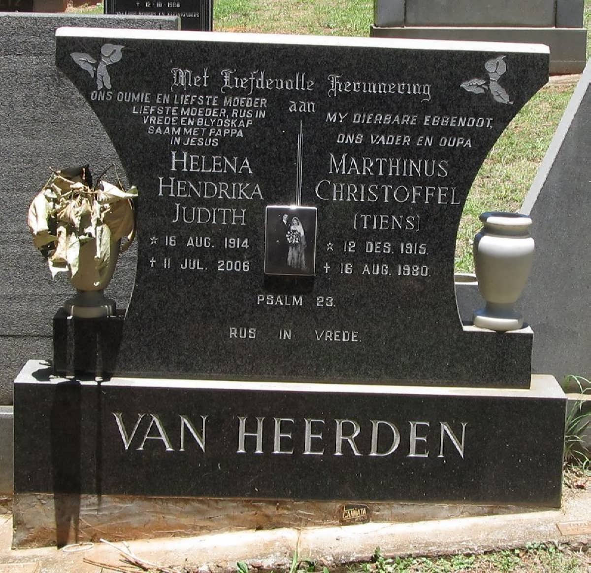HEERDEN Marthinus Christoffel, van 1915-1980 &amp; Helena Hendrika Judith 1914-2006