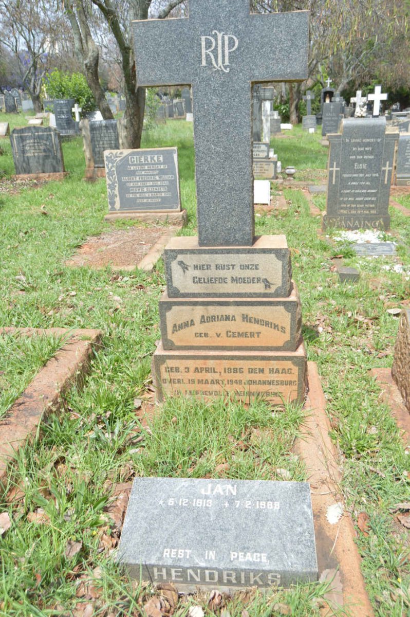 HENDRIKS Anna Adriana nee  V. CEMERT 1886-1948 :: HENDRIKS Jan 1913-1989