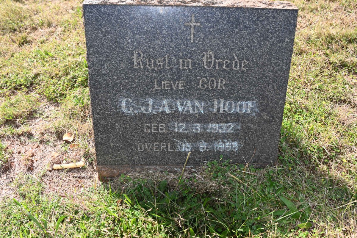 HOOF C.J.A., van 1932-1966