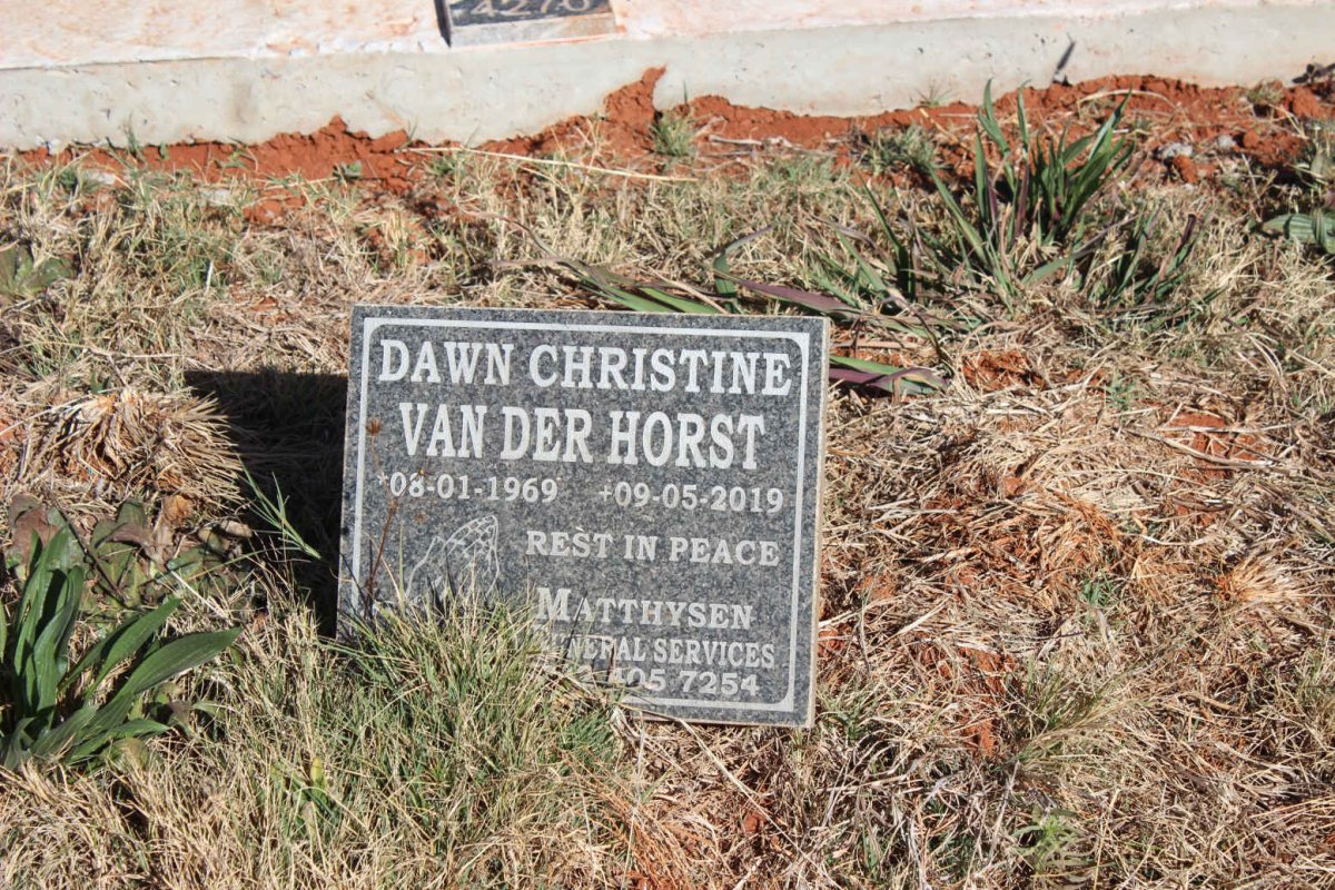 HORST Dawn Christine, van der 1969-2019