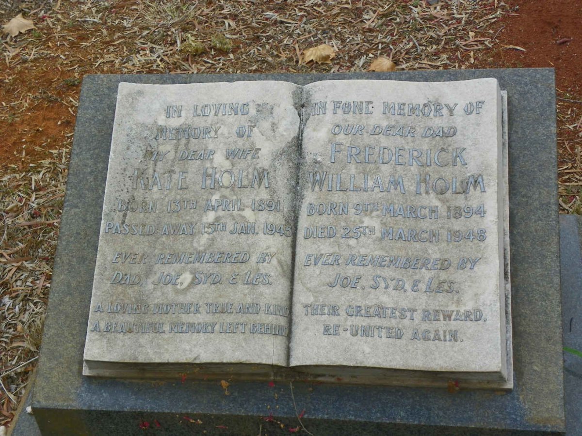 HOLM Frederick William 1894-1948 &amp; Kate 1891-1945