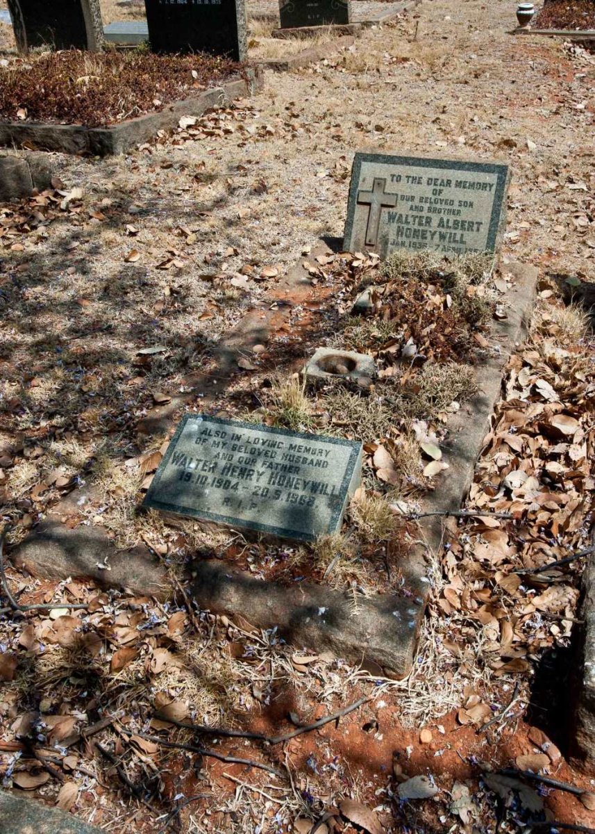 HONEYWILL Walter Henry 1904-1968 :: HONEYWILL Walter Albert 1935-1958