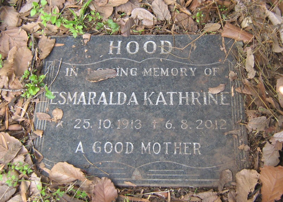HOOD Esmaralda Kathrine 1913-2012