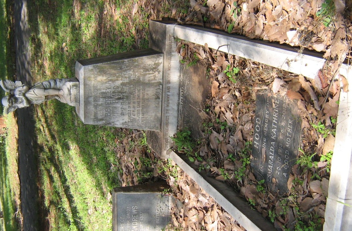 HOOD Harold Cecil 1907-1982 &amp; Esmaralda Kathrine 1913-2012 :: HOOD Beverley Ann 1949-1957