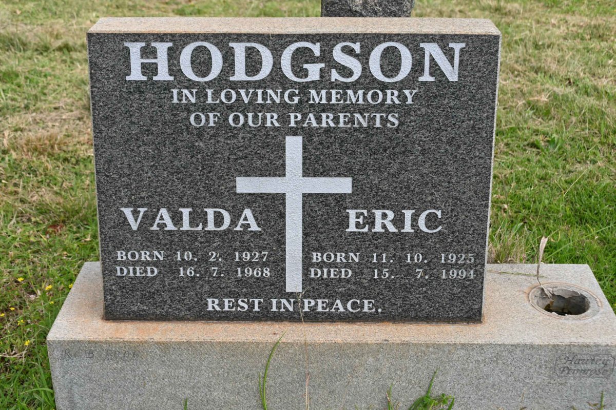 HODGSON Eric 1925-1994 &amp; Valda 1927-1968
