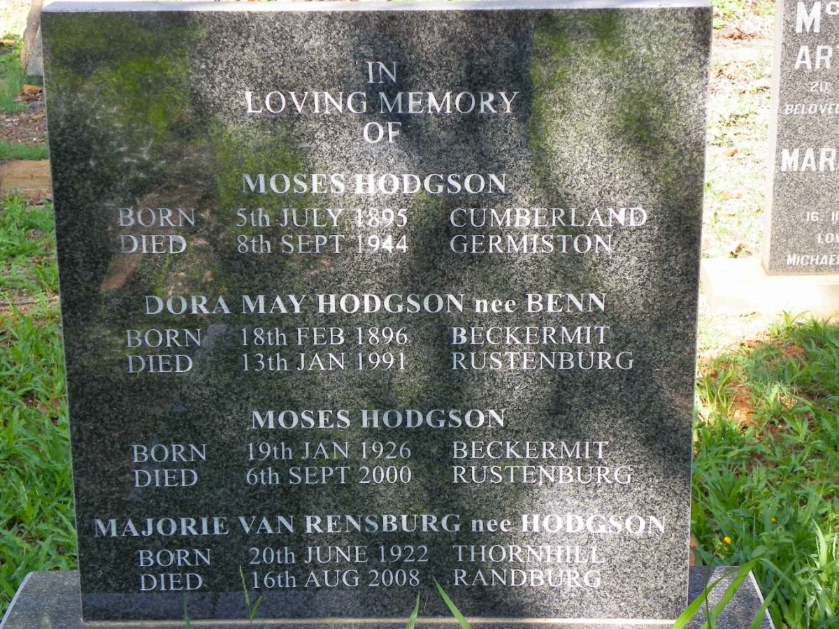 HODGSON Moses 1895-1944 :: HODGSON Dora May nee BENN 1896-1991