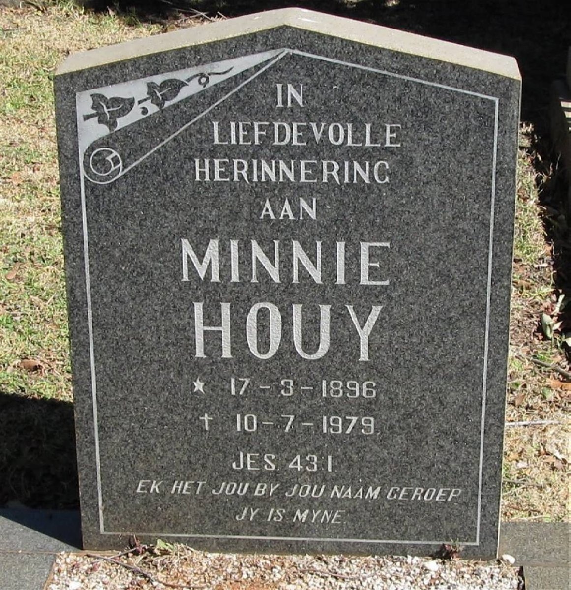HOUY Minnie 1896-1979