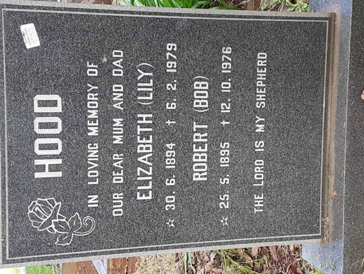 HOOD Robert 1895-1976 &amp; Elizabeth 1894-1979