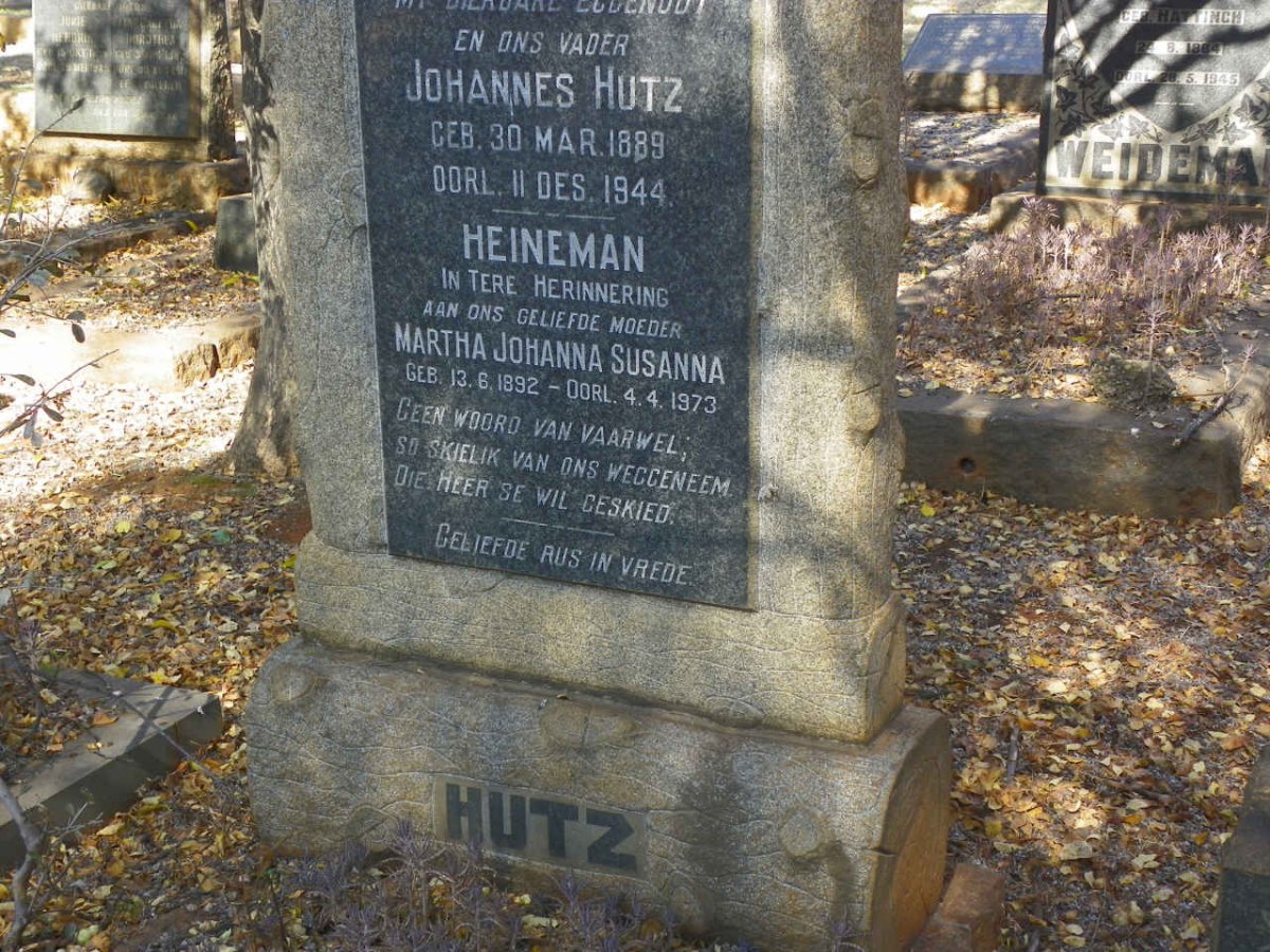 HUTZ Johannes 1889-1944 &amp; Martha Johanna Susanna HEINEMAN 1892-1973