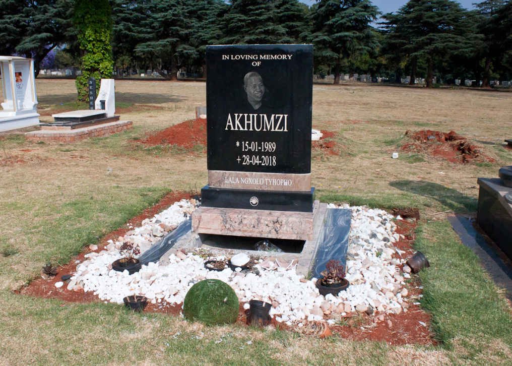 JEZILE Akhumzi 1989-2018