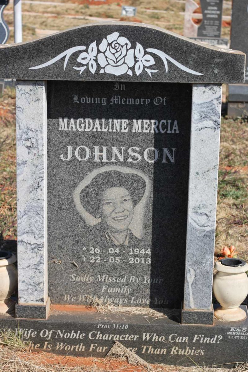JOHNSON Magdaline Mercia 1944-2013