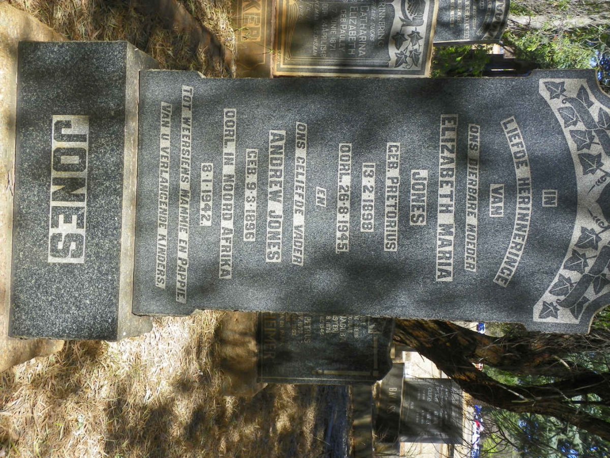JONES Andrew 1896-1942 &amp; Elizabeth Maria PRETORIUS 1898-1945