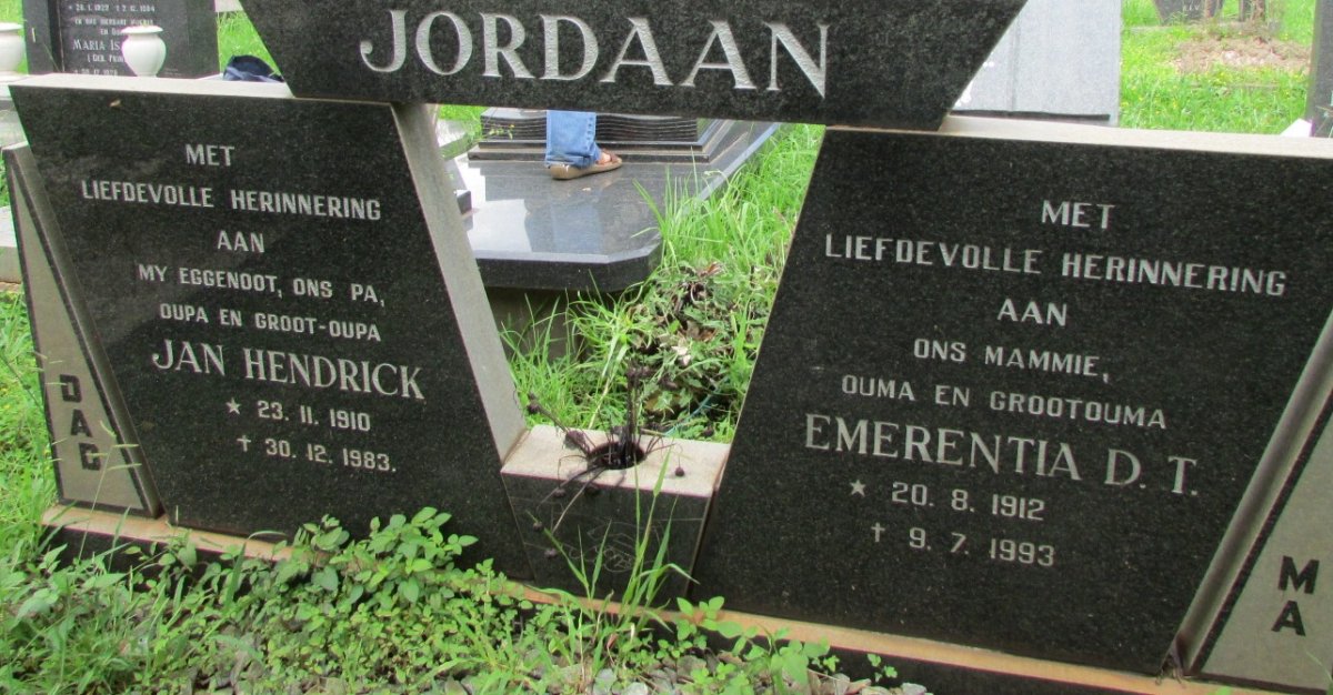 JORDAAN Jan Hendrick 1910-1983 &amp; Emerentia D.T. 1912-1993