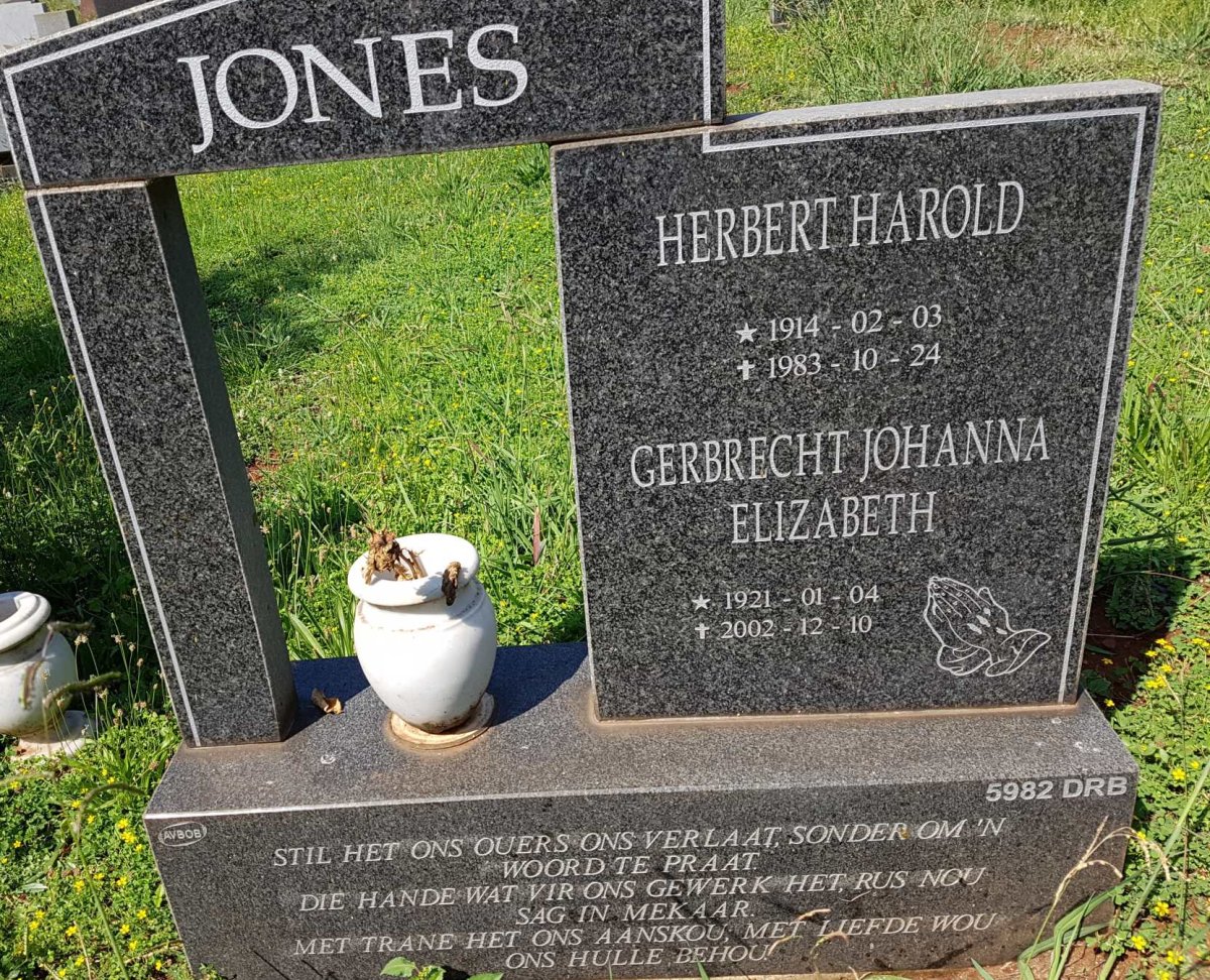 JONES Herbert Harold 1914-1983 &amp; Gerbrecht Johanna Elizabeth 1921-2002