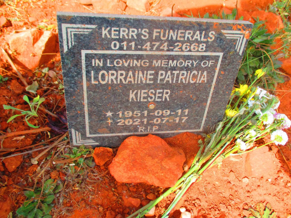 KIESER Lorraine Patricia 1951-2021
