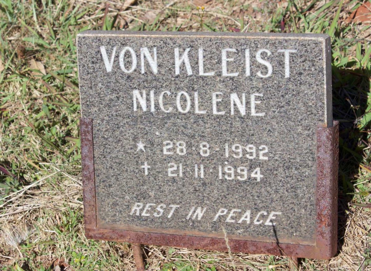 KLEIST Nicolene, von 1992-1994
