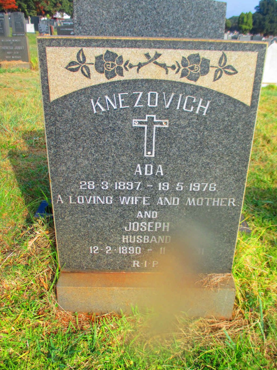 KNEZOVICH Joseph 1890-? &amp; Ada 1897-1976