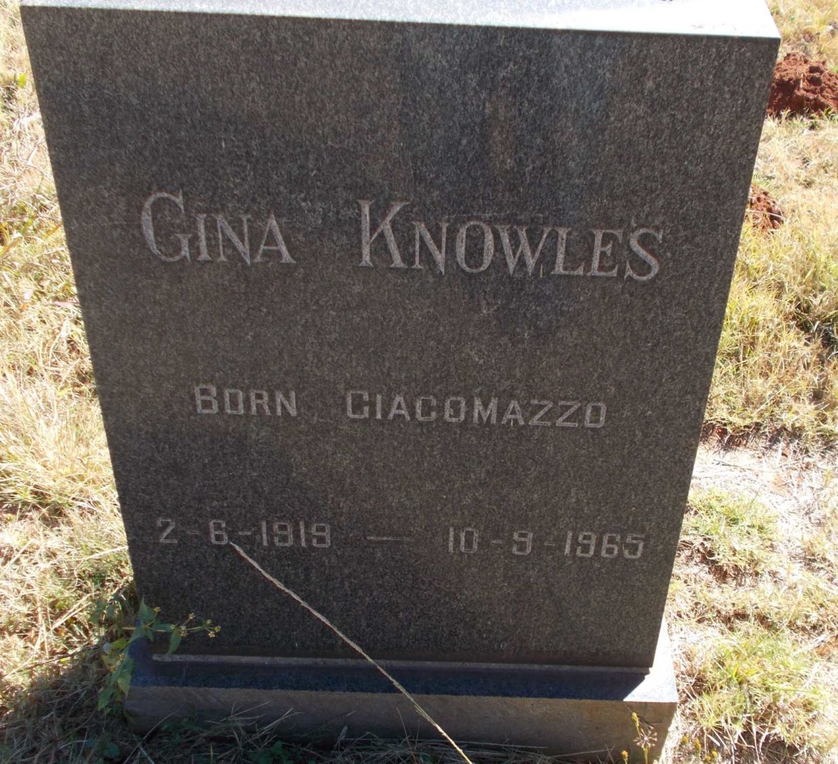 KNOWLES Gina nee GIACOMAZZO 1919-1965