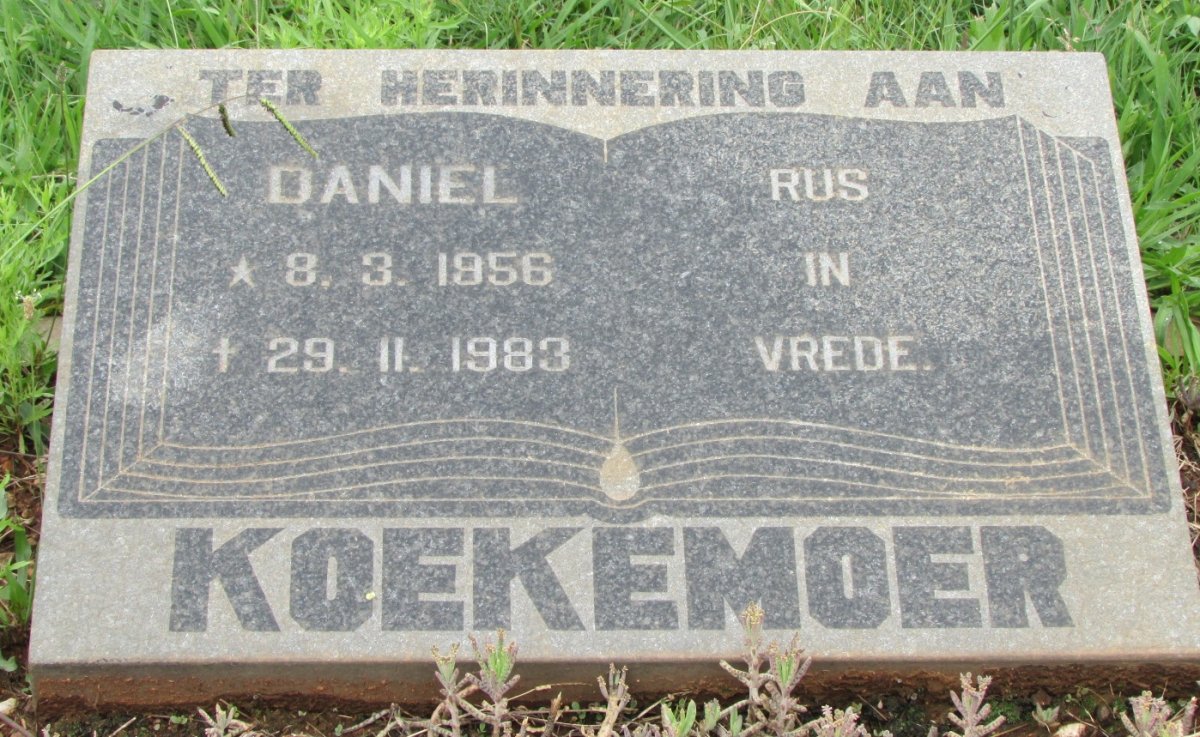 KOEKEMOER Daniel 1956-1983