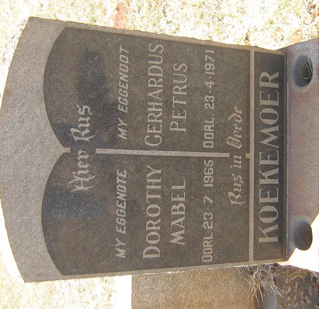 KOEKEMOER Gerhardus Petrus -1971 &amp; Dorothy Mabel -1965