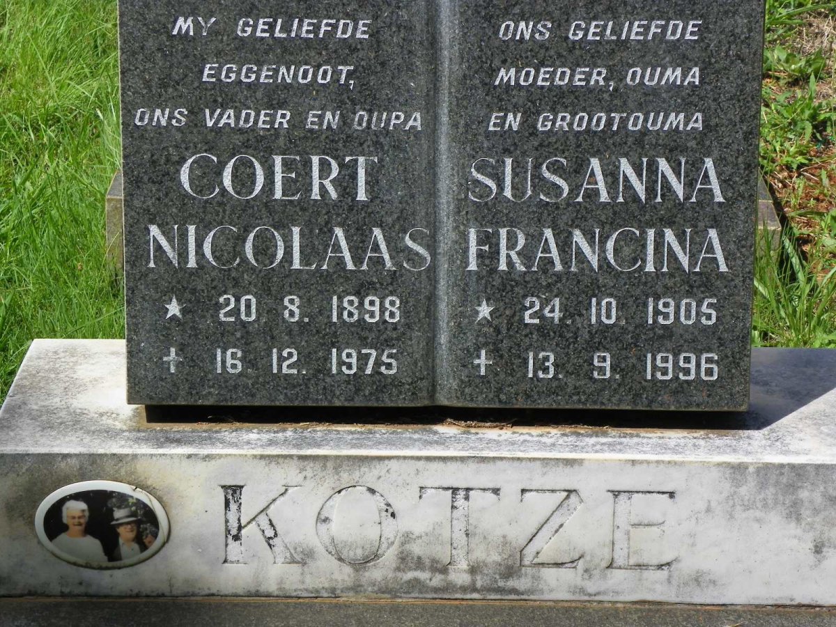 KOTZE Coert Nicolaas 1898-1975 &amp; Susanna Francina 1905-1996