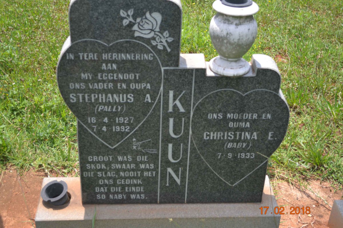 KUUN Stephanus A. 1927-1992 &amp; Christina E. 1933-