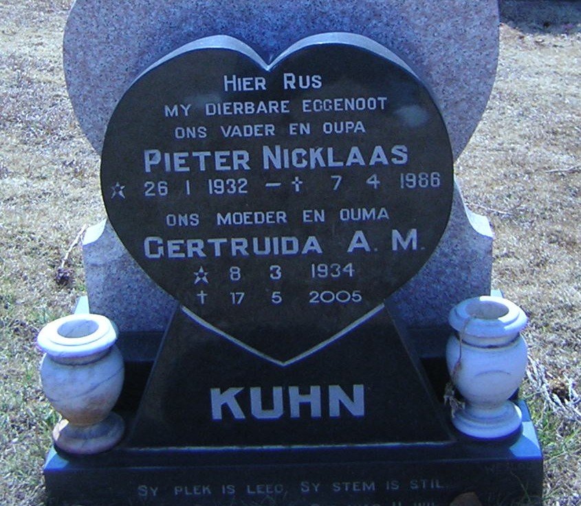 KUHN Pieter Nicklaas 1932-1986 &amp; Gertruida A.M. 1934-2005