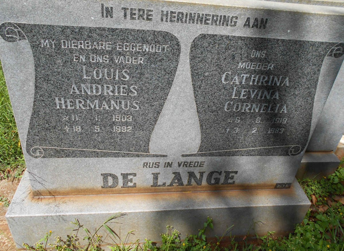 LANGE Louis Andries Hermanus, de 1903-1982 &amp; Cathrina Levina Cornelia 1919-1983