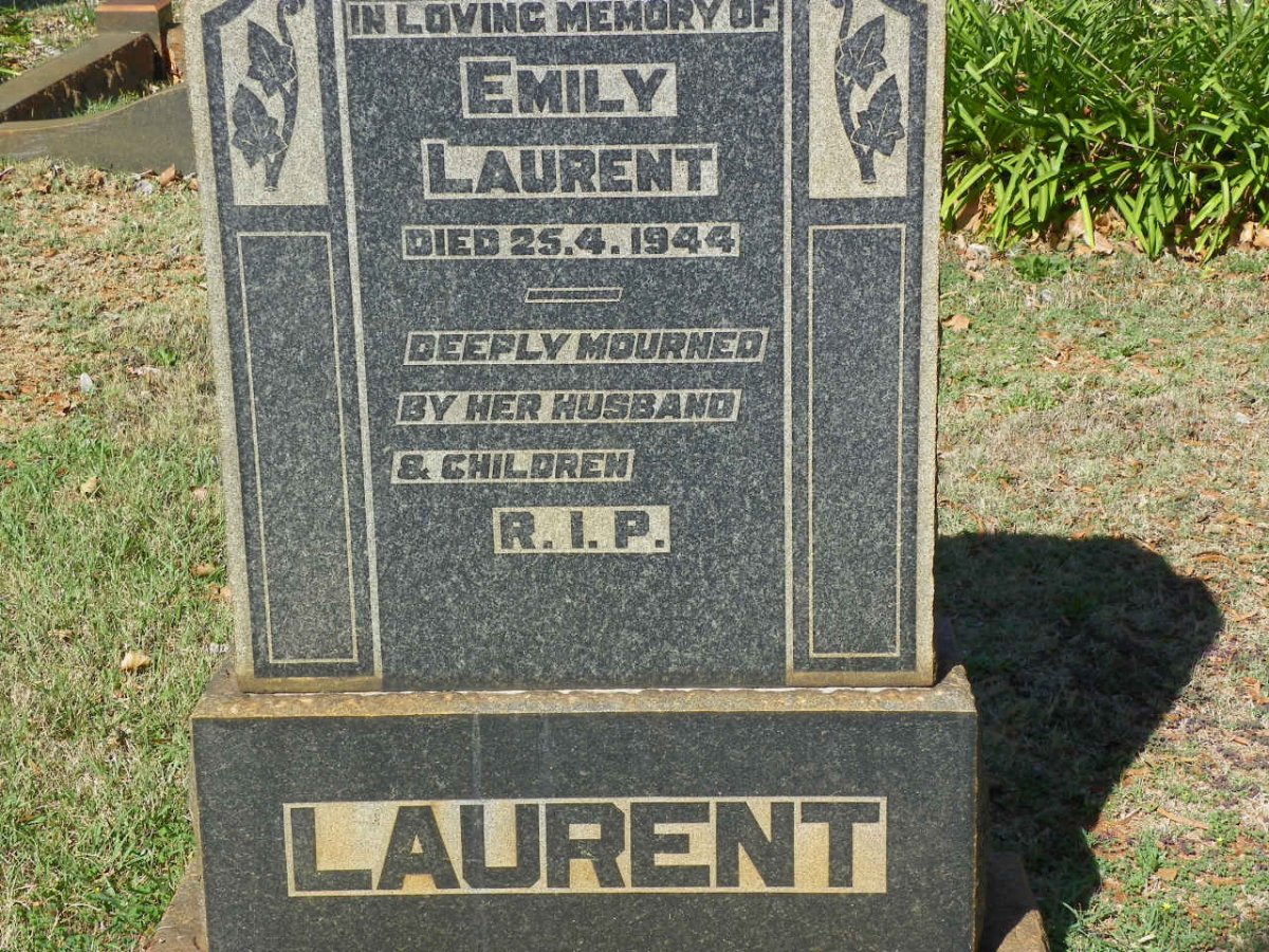 LAURENT Emily -1944