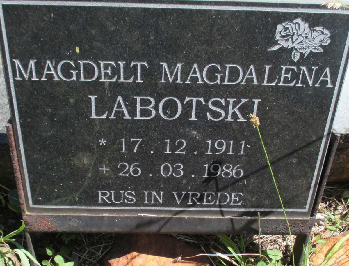 LABOTSKI Pieter Jacobus 1905-1968 &amp; Magdelt Magdalena 1911-1986