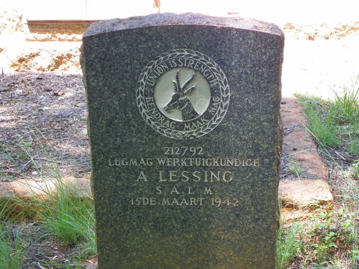 LESSING A. -1942