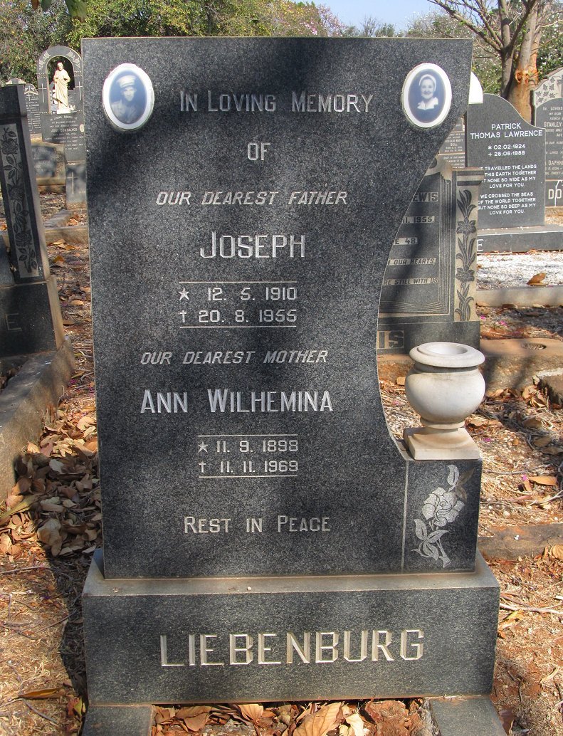 LIEBENBURG Joseph 1910-1955 &amp; Anna Wilhelmina 1898-1969