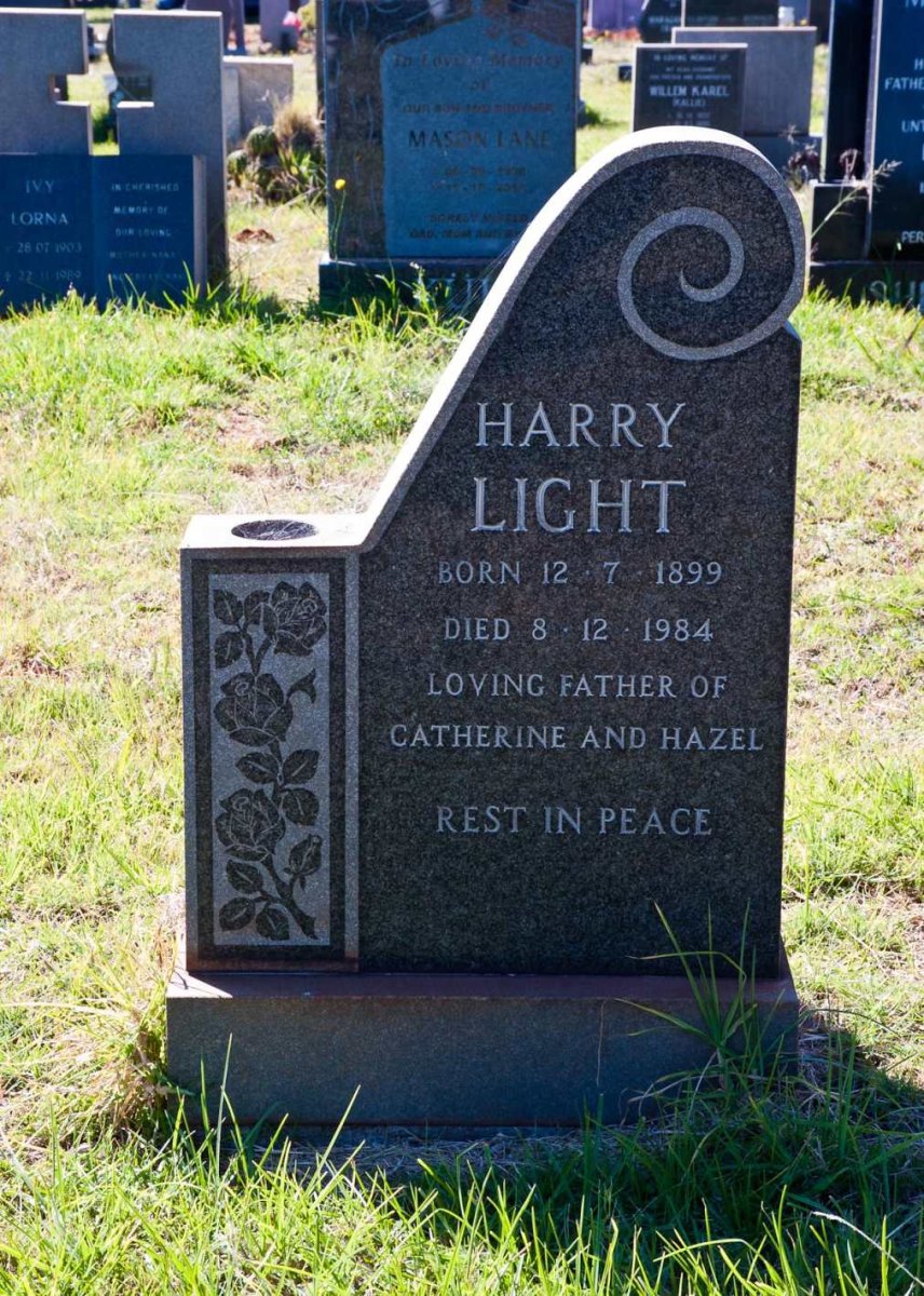 LIGHT Harry 1899-1984