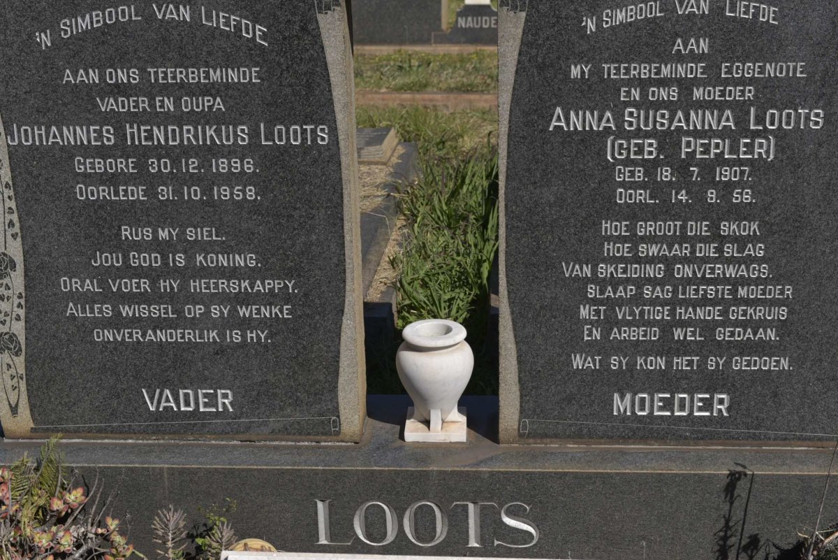 LOOTS Johannes Hendrikus 1896-1958 &amp; Anna Susanna PEPLER 1907-1956